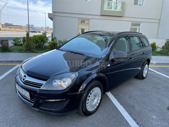 Opel Astra 2010, 174,000 km - 1.4 l - Bakı