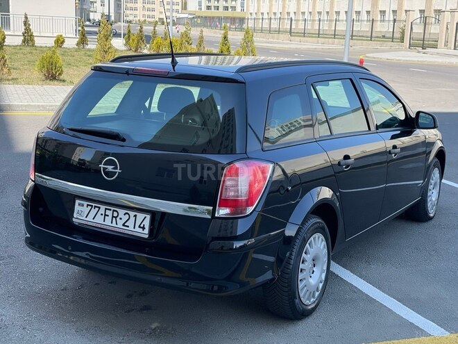 Opel Astra 2010, 174,000 km - 1.4 l - Bakı
