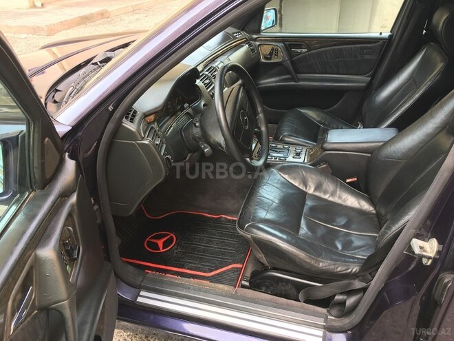 Mercedes E 320 1996, 241,041 km - 3.2 л - Sumqayıt