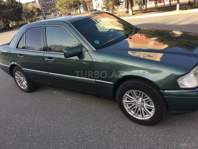 Mercedes C 220 1994, 241,041 km - 2.2 л - Sumqayıt