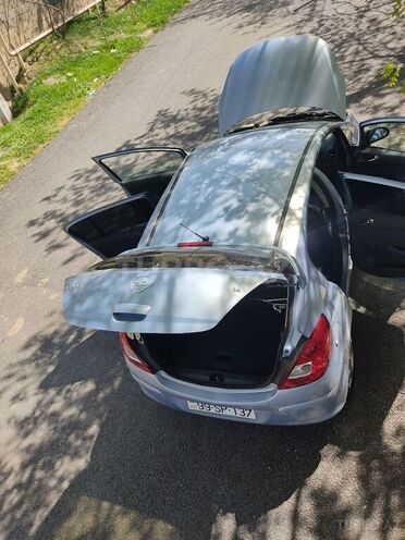 Opel Corsa 2006, 236,861 km - 1.4 l - Bakı