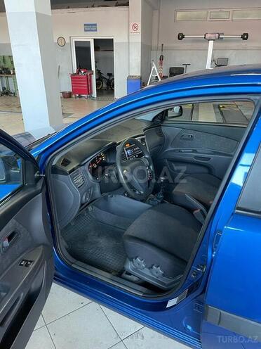 Kia Rio 2005, 220,000 km - 1.5 l - Salyan