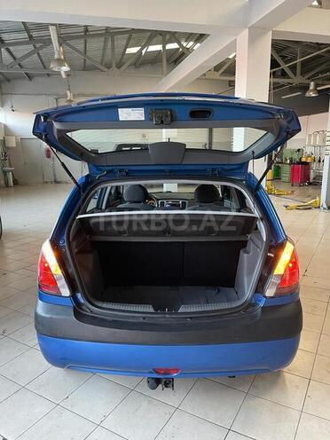 Kia Rio 2005, 220,000 km - 1.5 l - Salyan
