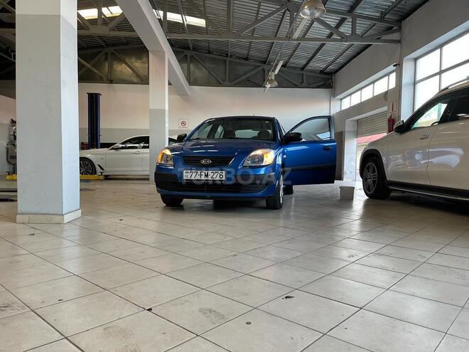 Kia Rio 2005, 220,000 km - 1.5 l - Salyan