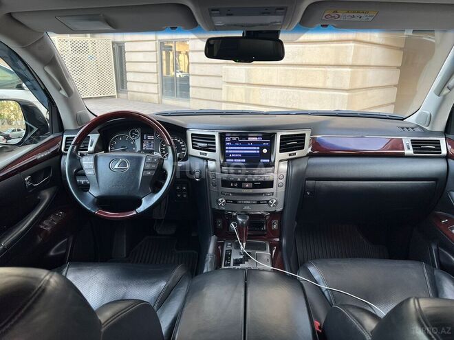 Lexus LX 570 2013, 133,000 km - 5.7 л - Bakı
