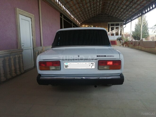 LADA (VAZ) 2107 2008, 180,000 km - 1.6 л - Bakı