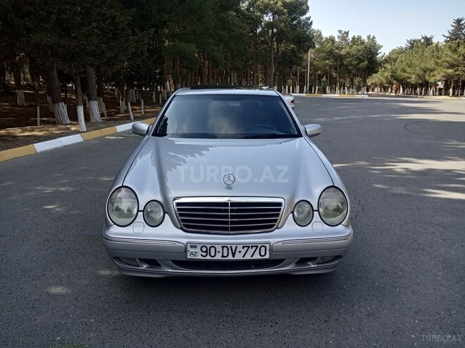 Mercedes E 280 1999, 215,000 km - 2.8 l - Sumqayıt