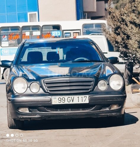 Mercedes E 270 2001, 595,000 km - 2.7 l - Bakı