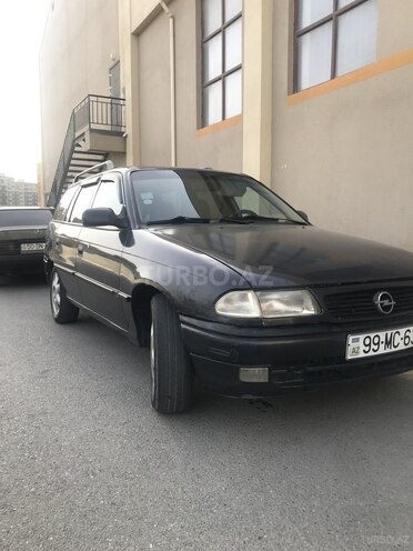 Opel Astra 1996, 370,000 km - 1.6 л - Bakı
