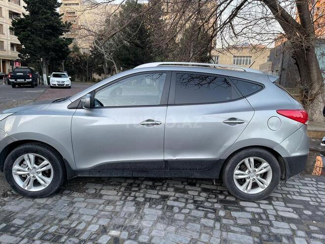 Hyundai ix35 2011, 145,000 km - 2.0 l - Bakı