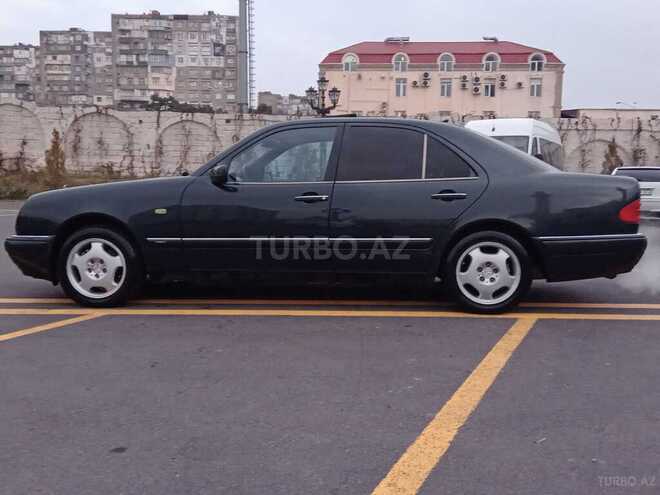 Mercedes E 280 1999, 290,495 km - 2.8 l - Bakı