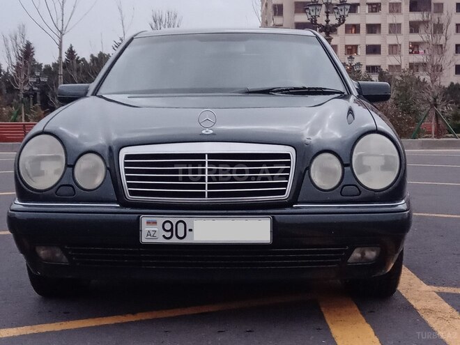 Mercedes E 280 1999, 290,495 km - 2.8 l - Bakı