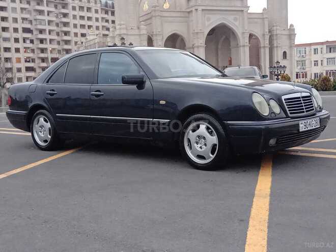 Mercedes E 280 1999, 290,495 km - 2.8 l - Bakı