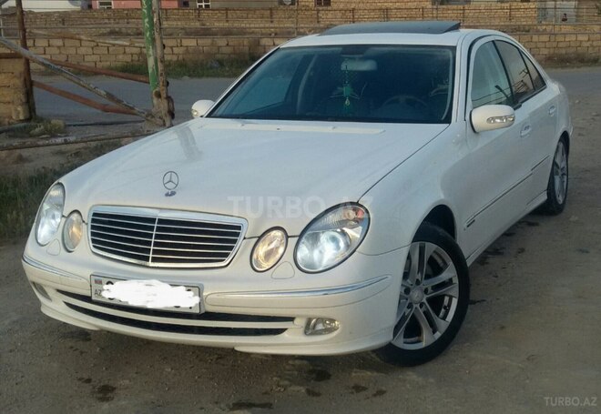 Mercedes E 320 2003, 194,000 km - 3.2 l - Bakı