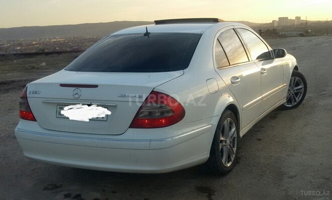 Mercedes E 320 2003, 194,000 km - 3.2 l - Bakı