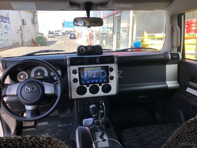 Toyota FJ Cruiser 2013, 120,000 km - 4.0 л - Bakı