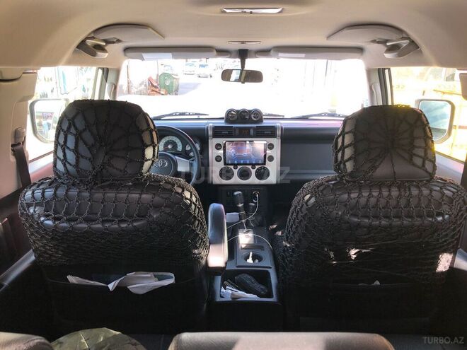 Toyota FJ Cruiser 2013, 120,000 km - 4.0 л - Bakı