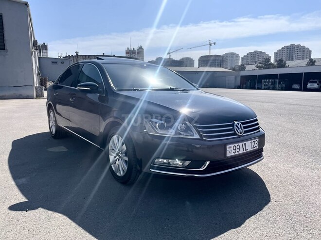 Volkswagen Passat 2012, 188,000 km - 1.8 l - Bakı