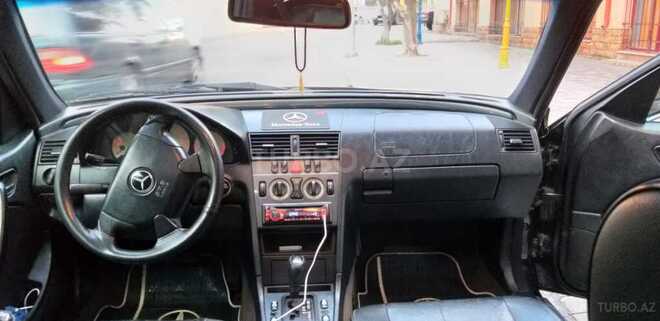 Mercedes C 230 1999, 402,336 km - 2.3 l - Bakı