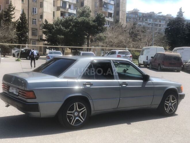 Mercedes 190 1992, 321,600 km - 2.0 л - Bakı