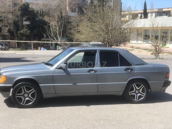 Mercedes 190 1992, 321,600 km - 2.0 л - Bakı
