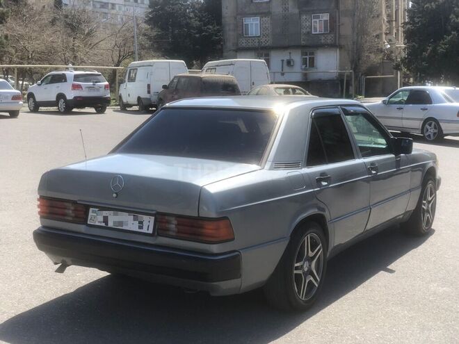 Mercedes 190 1992, 321,600 km - 2.0 л - Bakı