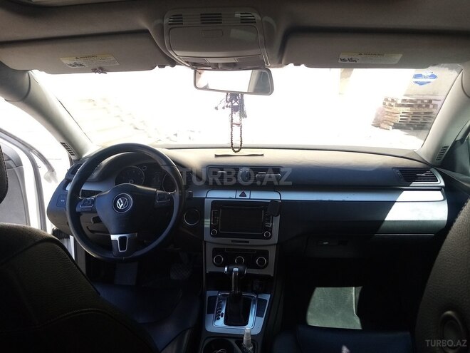 Volkswagen Passat 2010, 256,000 km - 2.0 l - Bakı