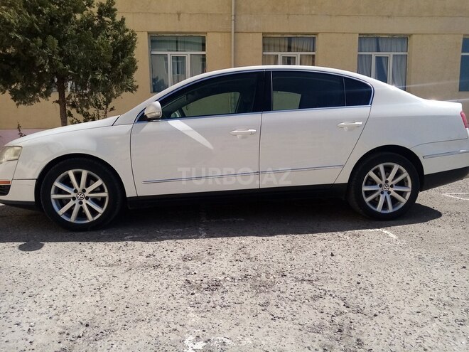 Volkswagen Passat 2010, 256,000 km - 2.0 l - Bakı