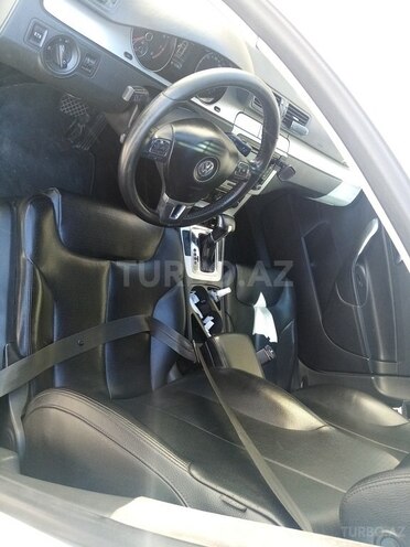 Volkswagen Passat 2010, 256,000 km - 2.0 l - Bakı
