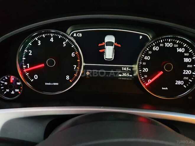 Volkswagen Touareg 2012, 221,000 km - 3.6 l - Bakı
