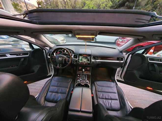 Volkswagen Touareg 2012, 221,000 km - 3.6 l - Bakı