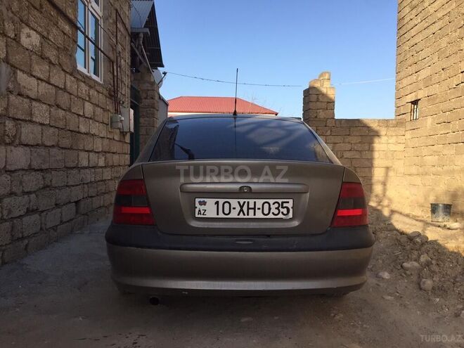 Opel Vectra 1996, 100,000 km - 2.0 л - Bakı