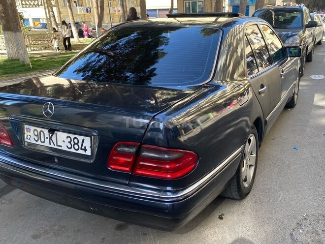 Mercedes E 230 1997, 448,000 km - 2.3 л - Bakı
