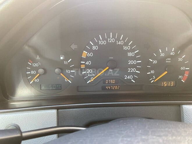 Mercedes E 230 1997, 448,000 km - 2.3 л - Bakı