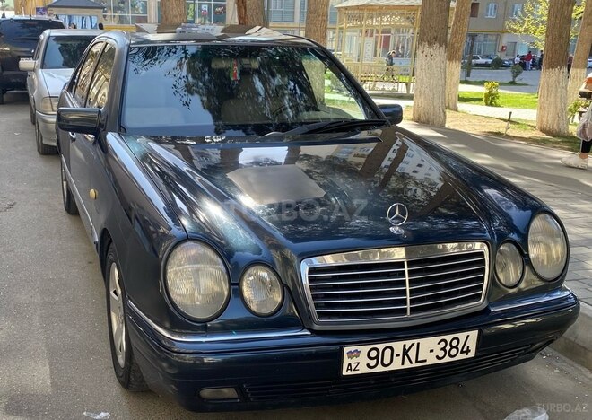 Mercedes E 230 1997, 448,000 km - 2.3 л - Bakı
