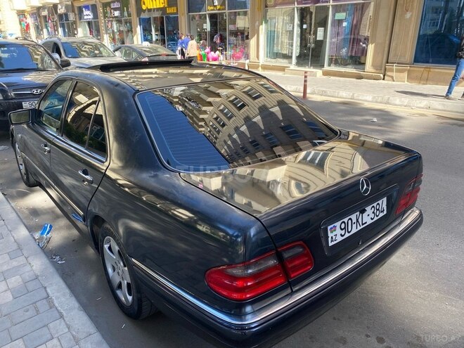 Mercedes E 230 1997, 448,000 km - 2.3 л - Bakı