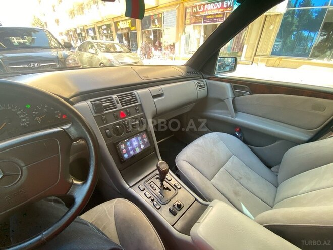 Mercedes E 230 1997, 448,000 km - 2.3 л - Bakı