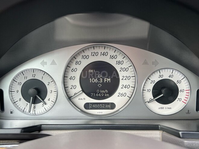 Mercedes E 350 2008, 248,000 km - 3.5 l - Bakı