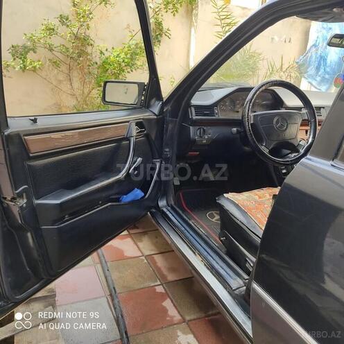 Mercedes E 200 1995, 420,000 km - 2.0 l - Bakı