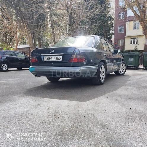 Mercedes E 200 1995, 420,000 km - 2.0 l - Bakı