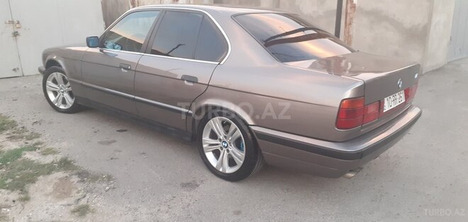 BMW 525 1992, 247,000 km - 2.5 л - Bakı