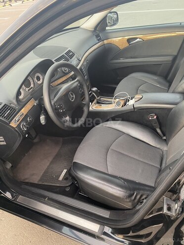 Mercedes E 280 2006, 243,000 km - 3.0 l - Bakı
