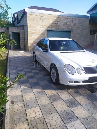 Mercedes E 220 2004, 525,000 km - 2.2 л - Bərdə