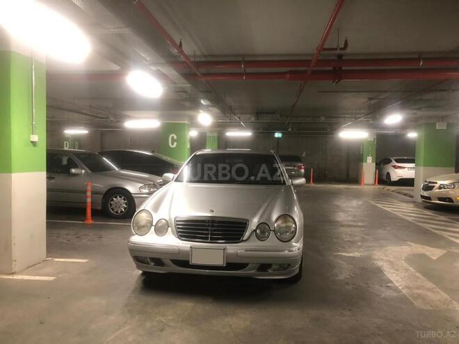 Mercedes E 240 2001, 190,896 km - 2.4 л - Bakı