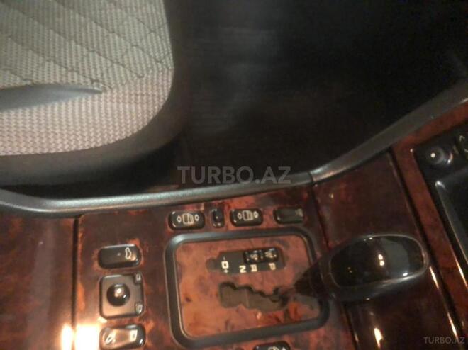 Mercedes E 240 2001, 190,896 km - 2.4 л - Bakı