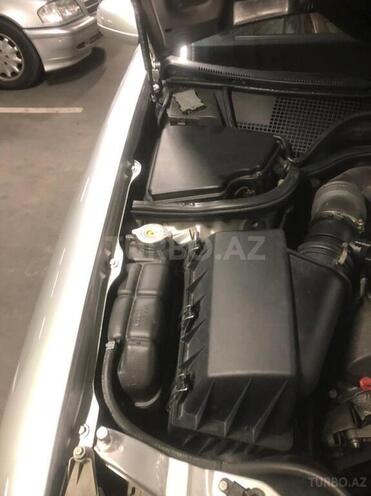 Mercedes E 240 2001, 190,896 km - 2.4 л - Bakı
