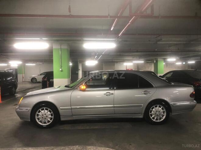 Mercedes E 240 2001, 190,896 km - 2.4 л - Bakı