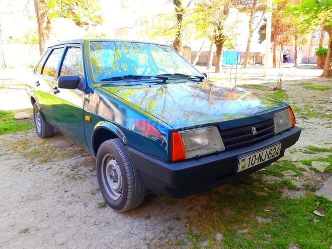 LADA (VAZ) 21099 1999, 380,000 km - 1.5 л - Yevlax
