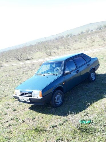 LADA (VAZ) 21099 1999, 380,000 km - 1.5 л - Yevlax