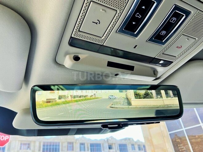 Land Rover Defender 2021, 23,000 km - 2.0 l - Bakı